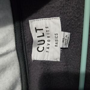 Cult Favorite Basics Gray Garment